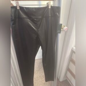 Faux leather leggings